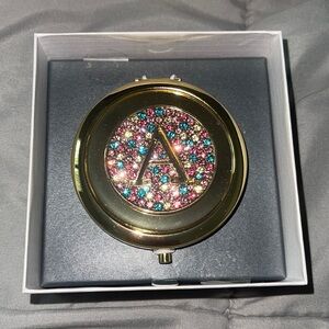Brand e compact bling mirror